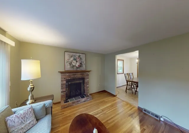 Photo 4 of Single family home for sale at 60 Old Farm Road, Mansfield, MA 02048 | MLS# 73569076 | Listing updated on 2026-08-31