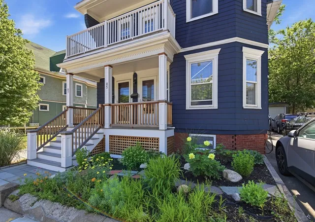 Homes for sale in Medford, MA | 87 Winthrop St #87, Medford, MA 02155 | MLS# 73533811