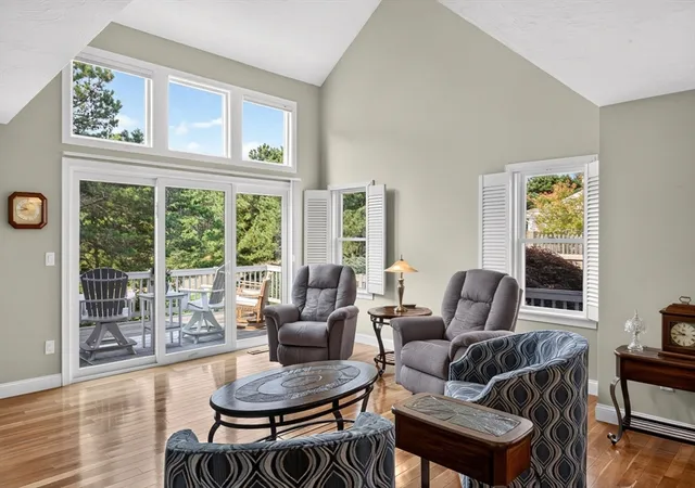 5th image of 12 Kates Gln, Plymouth, MA 02360