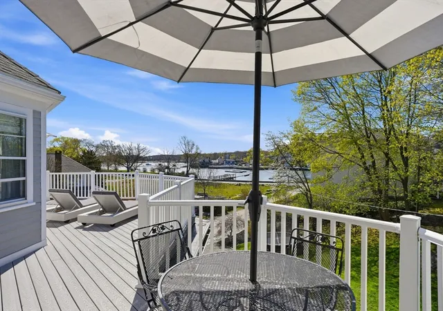 Homes for sale in Cohasset, MA | 14 Stockbridge St, Cohasset, MA 02025 | MLS# 73514309