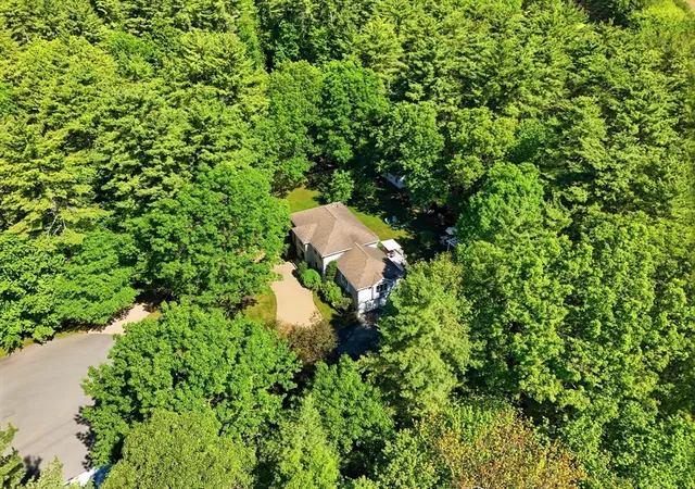 42nd image of 25 Haymeadows Rd, Boxford, MA 01921 | MLS# 73533202