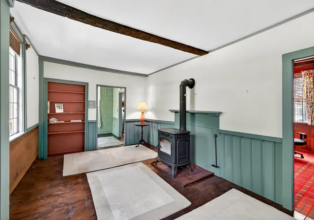 4th image of 17 S Main St, Petersham, MA 01366 | MLS# 73529210