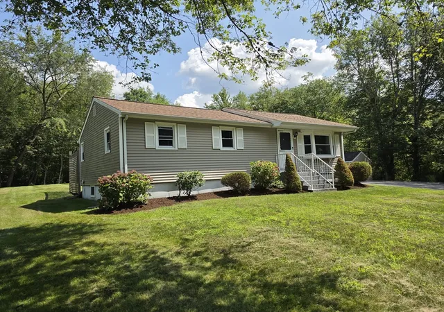 Photo 1 of Single family home for sale at 292 Tickle Rd, Westport, MA 02790 | MLS# 73562773 | Listing updated on 2026-09-07