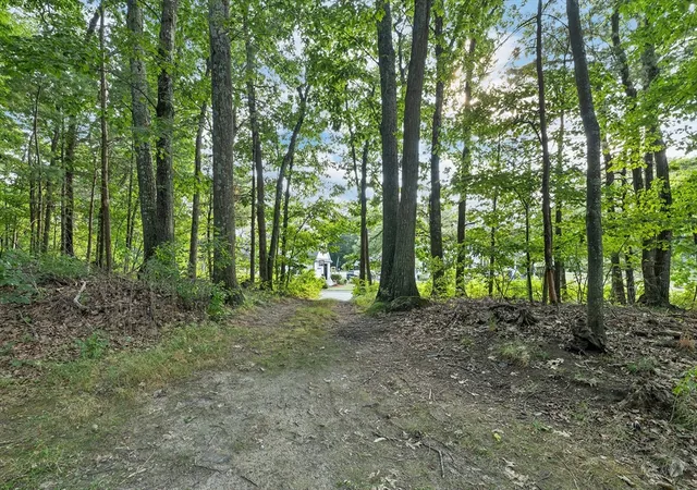 41st image of 160 Pelczar Rd, Dracut, MA 01826 | MLS# 73563114