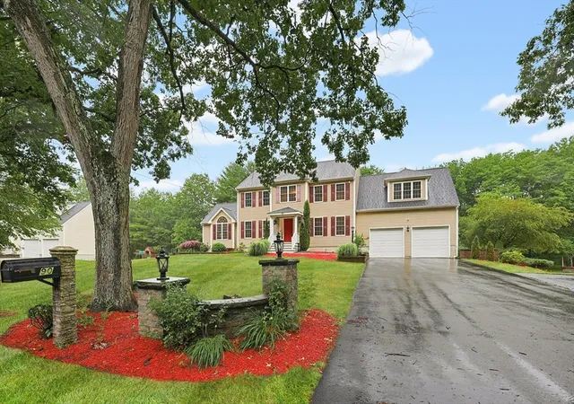1st image of 90 Huntsbridge Rd, North Attleboro, MA 02760 | MLS# 73546189