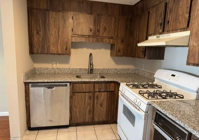 Homes for sale in Lowell, MA | 305 Pine St #12, Lowell, MA 01851 | MLS# 73543073