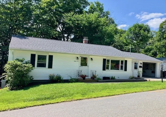 1st image of 82 Walnut St, North Brookfield, MA 01535 | MLS# 73556768