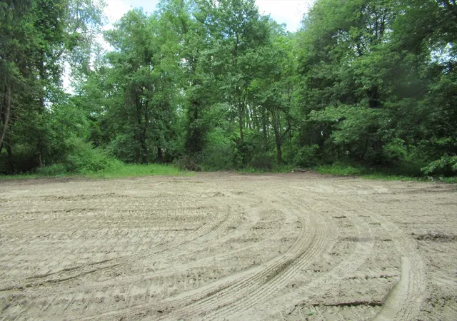 4th image of 289 Lower Sandyhill Rd, Westfield, MA 01085 | MLS# 73564674