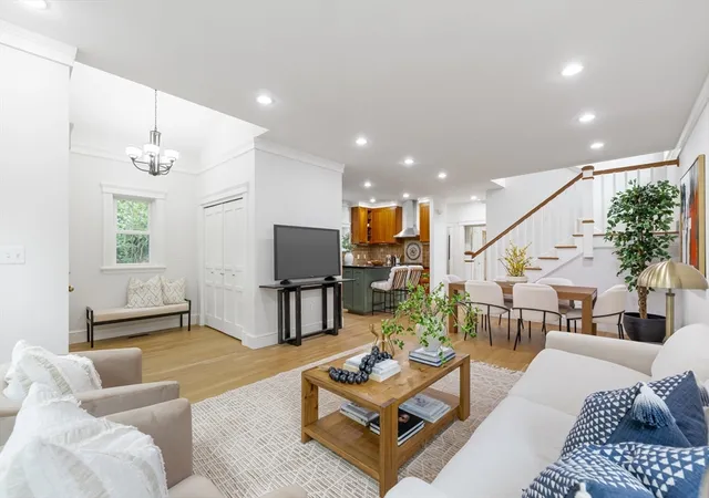 4th image of 502 Massachusetts Ave, Lexington, MA 02420