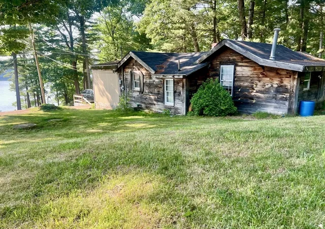 Homes for sale in East Brookfield, MA | 131 Gleason Ave, East Brookfield, MA 01515 | MLS# 73544482