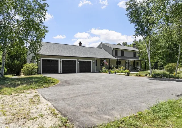Photo 3 of Sale Pending at 467 Loring Rd, Barre, MA 01005 | MLS# 73552395 | Listing updated on 2026-08-03