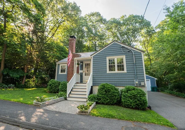 Homes for sale in Lynn, MA | 53 Bulfinch Rd, Lynn, MA 01902 | MLS# 73547313