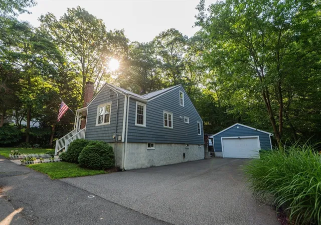 Homes for sale in Lynn, MA | 53 Bulfinch Rd, Lynn, MA 01902 | MLS# 73547313