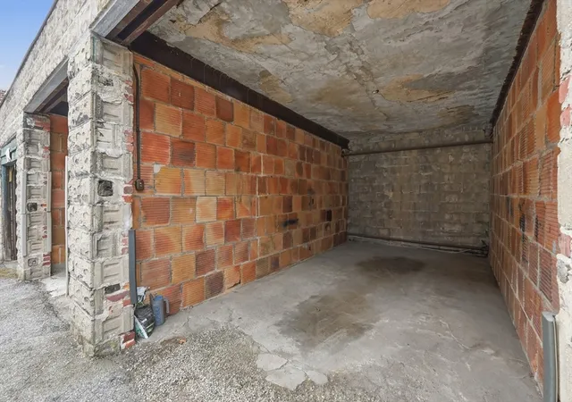 2nd image of 55 Thatcher St, Brookline, MA 02446