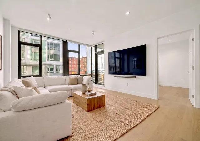 Homes for sale in Boston, MA | 40 Traveler St #207, Boston, MA 02118 | MLS# 73545373