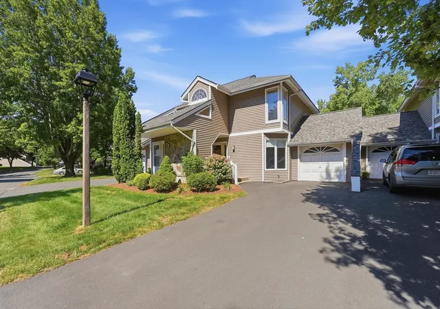 2nd image of 43 S View #43, Southwick, MA 01077 | MLS# 73566709