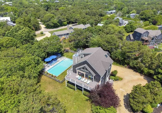 42nd image of 9 Thaxter Ln, Edgartown, MA 02539 | MLS# 73547874