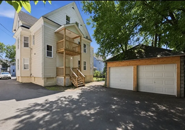 3rd image of 282 White St, Springfield, MA 01108 | MLS# 73548482