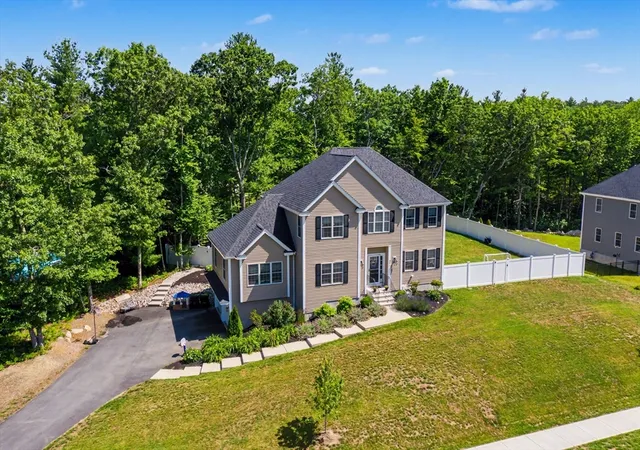 Homes for sale in Northbridge, MA | 377 Rebecca Rd, Northbridge, MA 01588 | MLS# 73546292