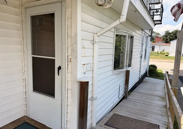 23rd image of 326 Thacher St, Attleboro, MA 02703 | MLS# 73532475