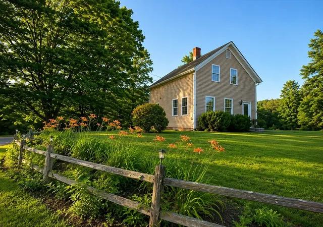 1st image of 20 Cross St, Bernardston, MA 01337 | MLS# 73553312