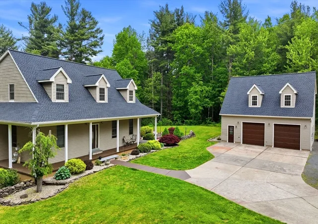 Homes for sale in Granville, MA | 344 Beech Hill Rd, Granville, MA 01034 | MLS# 73527313
