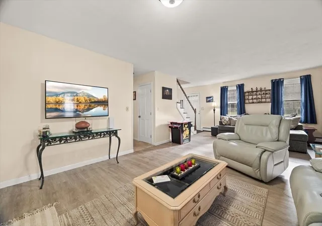 5th image of 10 Bayberry Ln, Mattapoisett, MA 02739 | MLS# 73534991