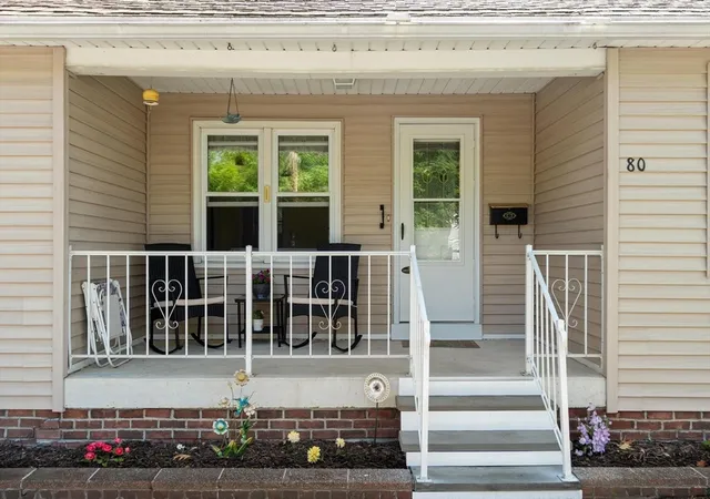 Homes for sale in Leominster, MA | 80 Tenth St, Leominster, MA 01453 | MLS# 73549812
