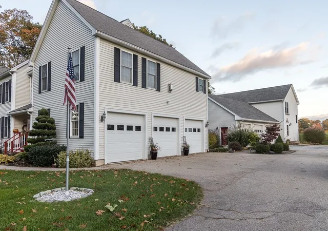 4th image of 9 Towle Farm Road, Hampton Falls, NH 03844 | MLS# 72918112