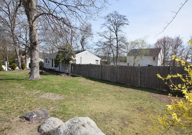 Homes for sale in Randolph, MA | 71 Rockefeller St, Randolph, MA 02368 | MLS# 73508513