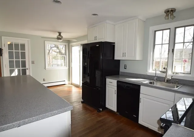 Homes for sale in Randolph, MA | 71 Rockefeller St, Randolph, MA 02368 | MLS# 73508513
