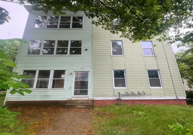 Homes for sale in Gardner, MA | 378 Parker St, Gardner, MA 01440 | MLS# 73512057