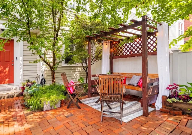 1st image of 217 Hamilton Street #217, Cambridge, MA 02139 | MLS# 73546659