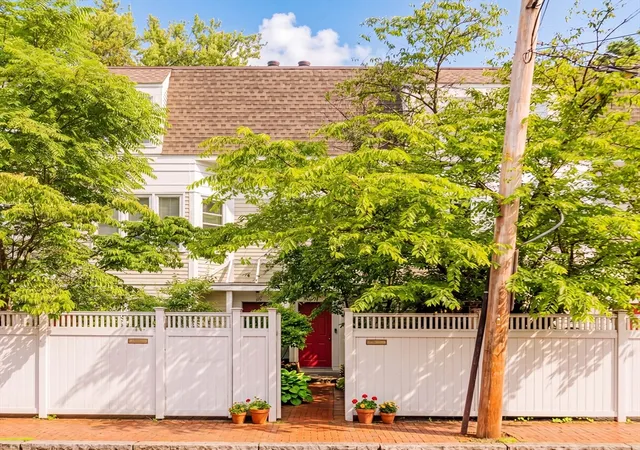 23rd image of 217 Hamilton Street #217, Cambridge, MA 02139 | MLS# 73546659