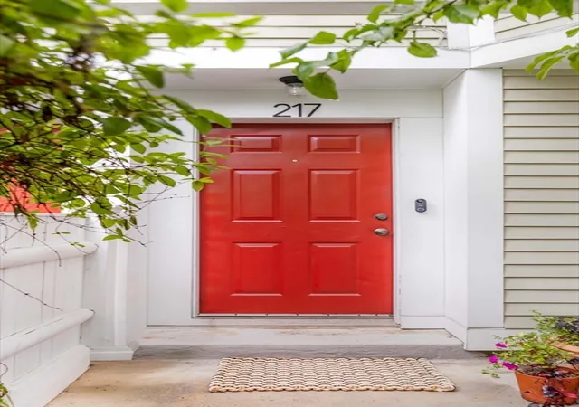 2nd image of 217 Hamilton Street #217, Cambridge, MA 02139 | MLS# 73546659