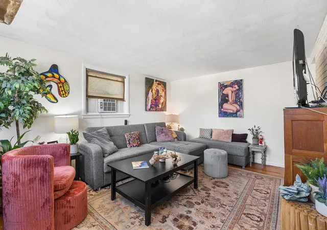4th image of 104 College Farm Rd, Waltham, MA 02451 | MLS# 73538143