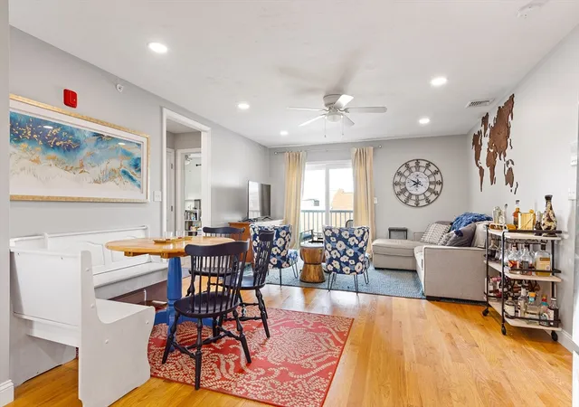5th image of 1093 Main St #4, South Weymouth, MA 02190 | MLS# 73570008