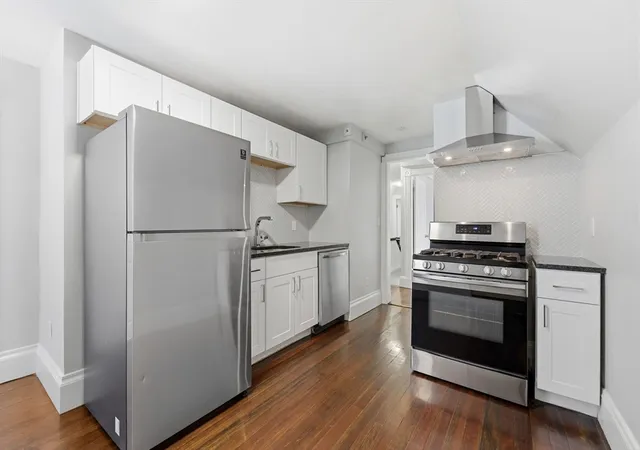 5th image of 53 Greenbrier St, Boston, MA 02124 | MLS# 73519318