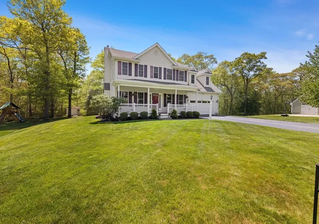 Homes for sale in Tiverton, RI | 243 Cottrell Rd, Tiverton, RI 02878 | MLS# 73523635