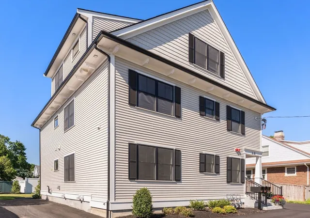 Homes for sale in Stoneham, MA | 6 8 South #2, Stoneham, MA 02180 | MLS# 73506202