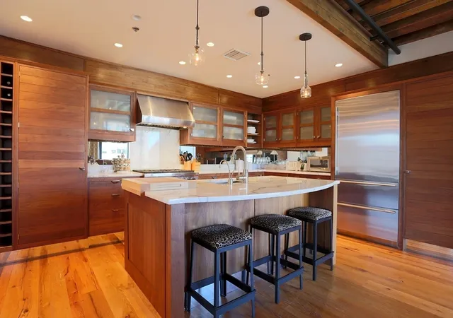 Photo 4 of Condo for sale at 199 State St #401, Boston, MA 02109 | MLS# 73563375 | Listing updated on 2026-08-17
