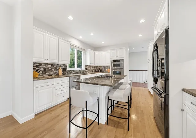 Homes for sale in Framingham, MA | 140 Winch Street, Framingham, MA 01701 | MLS# 73528100