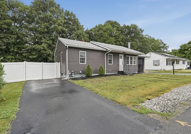 Homes for sale in Leominster, MA | 8 Causeway Terrace, Leominster, MA 01453 | MLS# 73541928