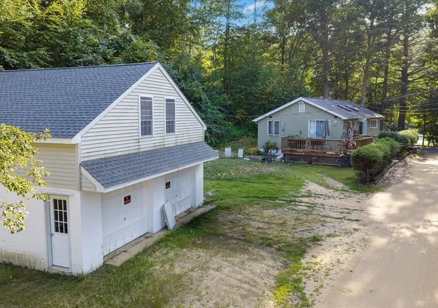 1st image of 2 Roberts Park Rd, Holland, MA 01521 | MLS# 73548273