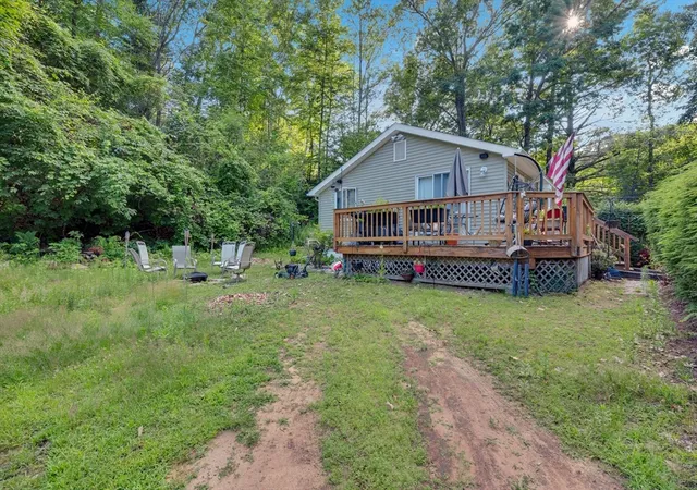 3rd image of 2 Roberts Park Rd, Holland, MA 01521 | MLS# 73548273