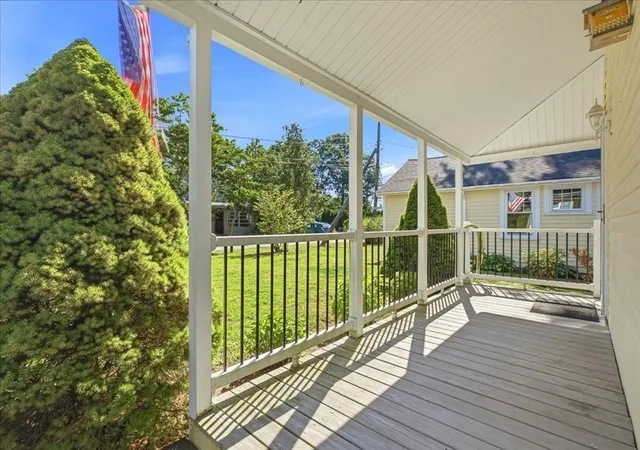 Photo 3 of Single family home for sale at 2 Bartlett Ave, Duxbury, MA 02332 | MLS# 73567224 | Listing updated on 2026-09-30