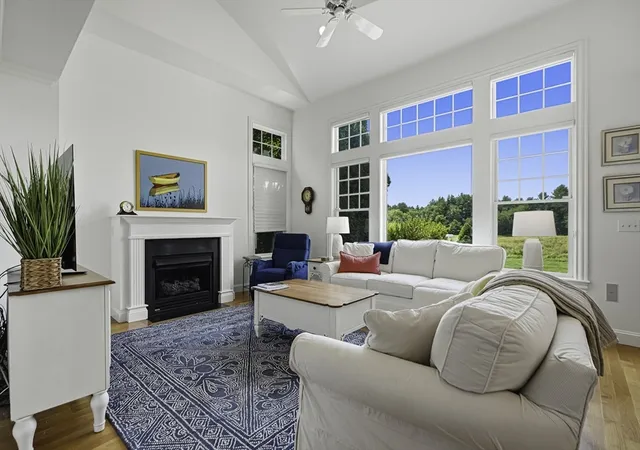 2nd image of 306 Hayfield #306, Wayland, MA 01778 | MLS# 73556344