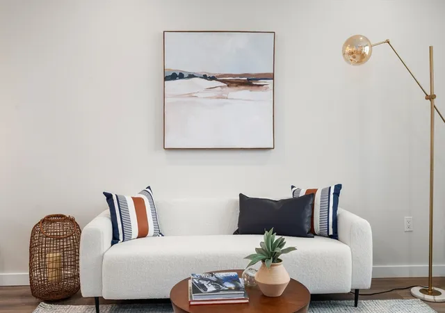 1st image of 10 Somerset #305, Winthrop, MA 02152 | MLS# 73556252