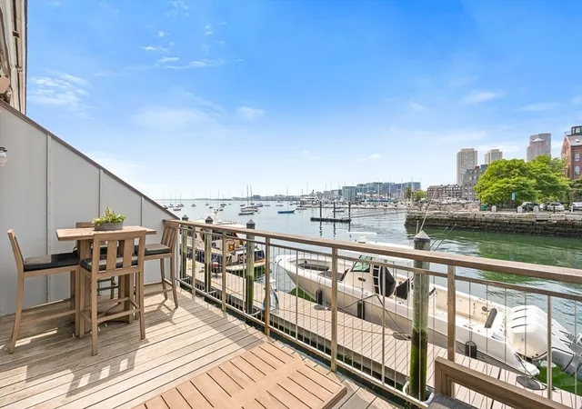 3rd image of 15 Union Wharf #15, Boston, MA 02109 | MLS# 73537004