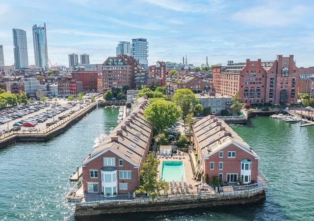 2nd image of 15 Union Wharf, Boston, MA 02109